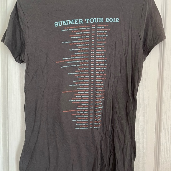 Colbie Caillat Gray Large Graphic concert T-Shirt with dates - Picture 2 of 2